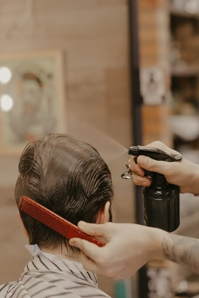 Hidratação capilar na Barbearia Sparta