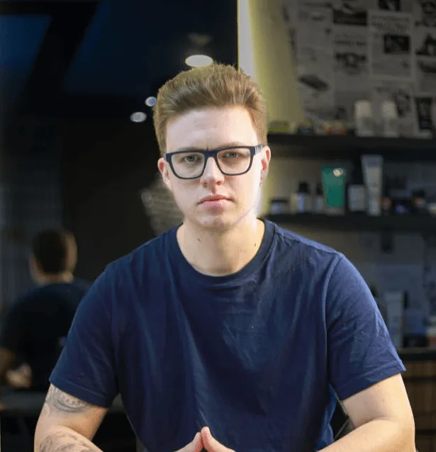Maiquel Junges, co-fundador da Barbearia Sparta e instrutor do Método Sparta